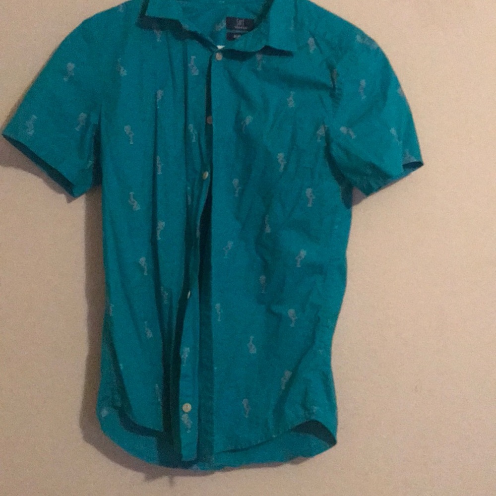 Short sleeves & shorts